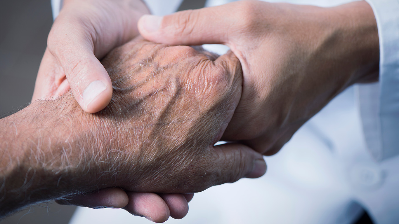 Platán Idősek Otthona és Betegápolási Intézet Kincsesbánya