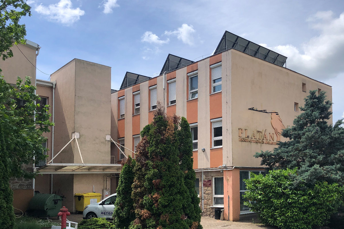 Platán Idősek Otthona és Betegápolási Intézet Kincsesbánya